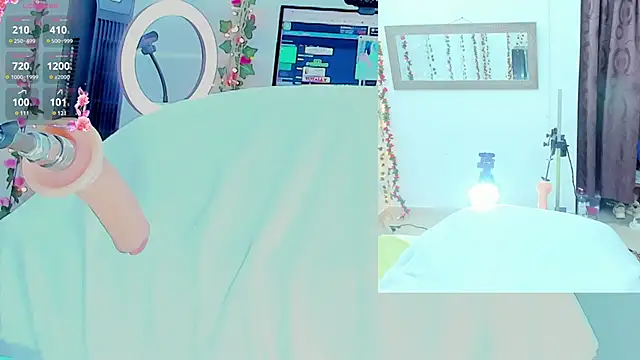 Snapshot of Genesis_Love__ chatting on March 2025 12:56:01 PM Genesis Love online show from March 2025 12:56:01 PM