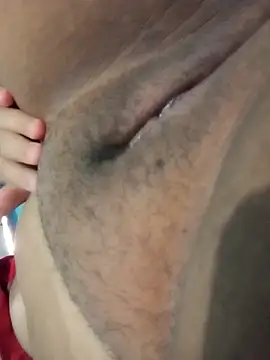 Snapshot of Milynhaofc chatting on December 2025 09:47:01 AM Milynhaofc online show from December 2025 09:47:01 AM