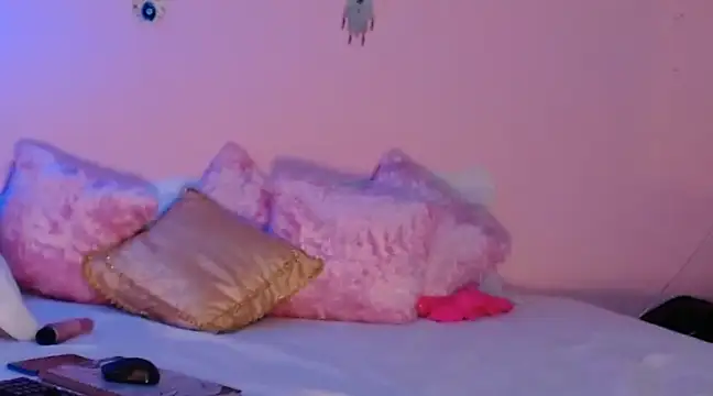 Maddy Jhonsson online show from February 2025 01:37:01 AM