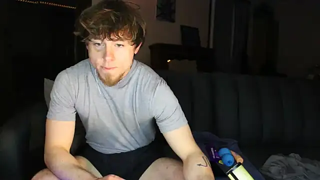 Snapshot of JCstrings chatting on April 2026 08:14:01 AM JCstrings online show from April 2026 08:14:01 AM