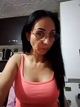 Snapshot of Ramona870 chatting on February 2025 08:36:01 PM Ramona870 online show from February 2025 08:36:01 PM