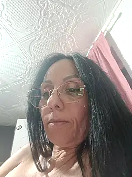 Snapshot of Ramona870 chatting on September 2025 05:14:02 PM Ramona870 online show from September 2025 05:14:02 PM