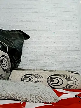 Snapshot of Ramona870 chatting on October 2025 06:47:01 AM Ramona870 online show from October 2025 06:47:01 AM