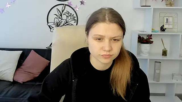 Snapshot of SofiaSokolovskaya chatting on March 2025 01:43:02 PM SofiaSokolovskaya online show from March 2025 01:43:02 PM