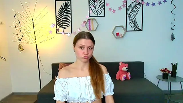 Snapshot of SofiaSokolovskaya chatting on March 2025 04:33:01 PM SofiaSokolovskaya online show from March 2025 04:33:01 PM