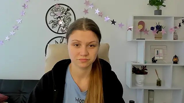 Snapshot of SofiaSokolovskaya chatting on March 2025 01:04:02 PM SofiaSokolovskaya online show from March 2025 01:04:02 PM