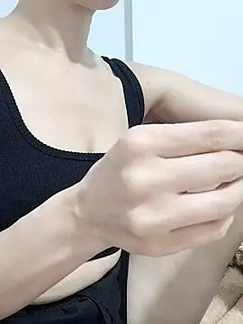 Snapshot of BUSE8821 chatting on November 2025 05:23:01 PM BUSE8821 online show from November 2025 05:23:01 PM