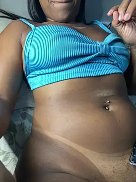 Snapshot of yasmimbrasileirinha chatting on March 2025 11:01:02 AM yasmimbrasileirinha online show from March 2025 11:01:02 AM