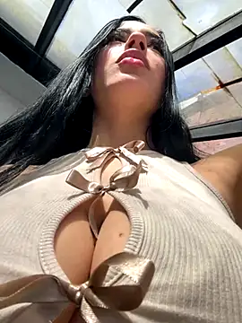 Snapshot of Antonella_Smiith_ chatting on October 2025 02:35:02 PM Antonella Smiith online show from October 2025 02:35:02 PM