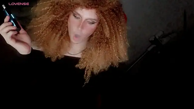 hellenspellman online show from December 2025 04:25:01 PM