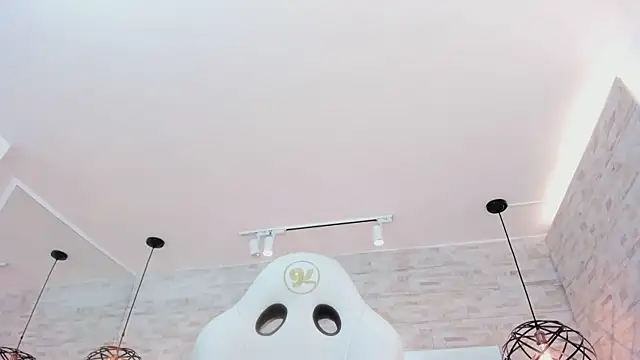 celene midnight online show from January 2026 07:08:02 PM