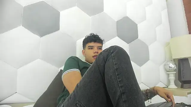 Axel Forte online show from December 2025 01:07:01 PM