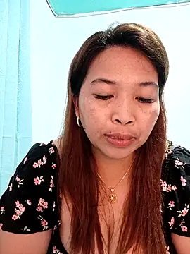 Snapshot of Sweet_fatty18 chatting on February 2026 04:31:01 AM Sweet fatty18 online show from February 2026 04:31:01 AM