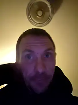 Snapshot of lambomusik chatting on April 2026 01:38:01 AM lambomusik online show from April 2026 01:38:01 AM