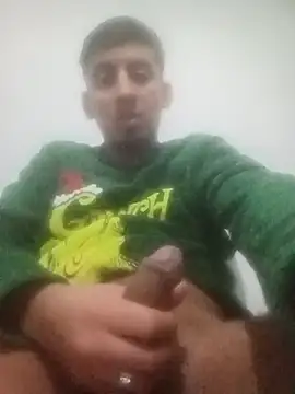 Snapshot of Pollaelectrica77 chatting on January 2026 01:52:02 AM Pollaelectrica77 online show from January 2026 01:52:02 AM