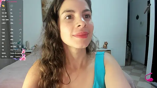 Snapshot of jessyegoldenn chatting on February 2025 11:48:01 PM jessyegoldenn online show from February 2025 11:48:01 PM