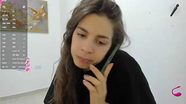 Snapshot of jessyegoldenn chatting on September 2025 12:11:01 AM jessyegoldenn online show from September 2025 12:11:01 AM