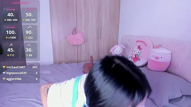 Snapshot of MiaWilsson_ chatting on March 2025 10:20:02 PM MiaWilsson online show from March 2025 10:20:02 PM