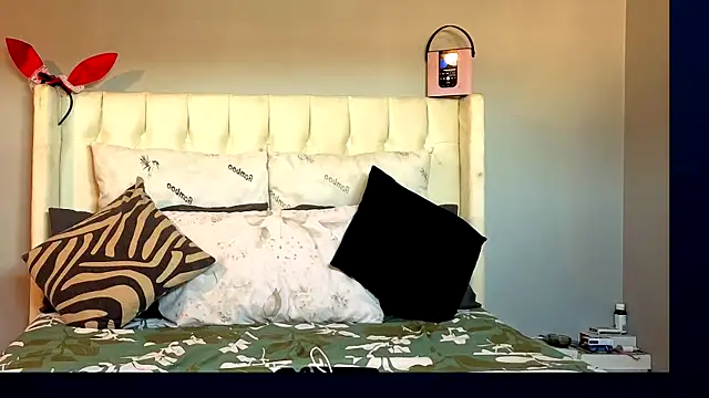 Snapshot of ebonylover1 chatting on February 2026 08:32:01 AM ebonylover1 online show from February 2026 08:32:01 AM