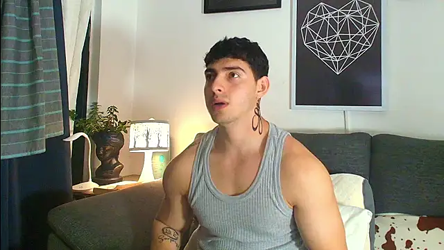 Snapshot of thomyafar chatting on March 2026 02:51:04 AM thomyafar online show from March 2026 02:51:04 AM