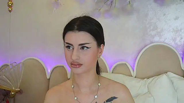 Snapshot of Alice_Voss chatting on June 2026 06:42:02 AM Alice Voss online show from June 2026 06:42:02 AM