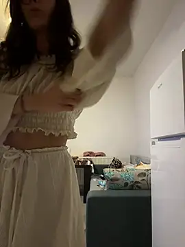 Snapshot of Mazzekyn chatting on February 2025 02:47:02 AM Mazzekyn online show from February 2025 02:47:02 AM