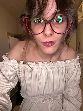 Snapshot of Mazzekyn chatting on March 2025 12:27:02 AM Mazzekyn online show from March 2025 12:27:02 AM