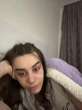 Snapshot of Mazzekyn chatting on February 2026 10:33:01 PM Mazzekyn online show from February 2026 10:33:01 PM