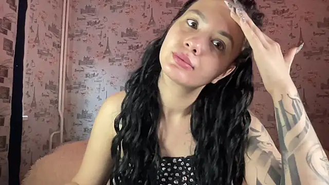 Just Scarlet  online show from September 2025 06:06:02 AM