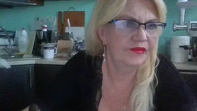 Heidi-Helga online show from September 2025 04:45:02 AM