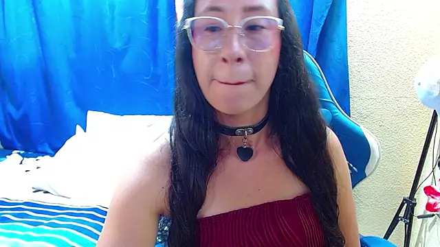 Gia leinn online show from May 2026 08:04:02 PM