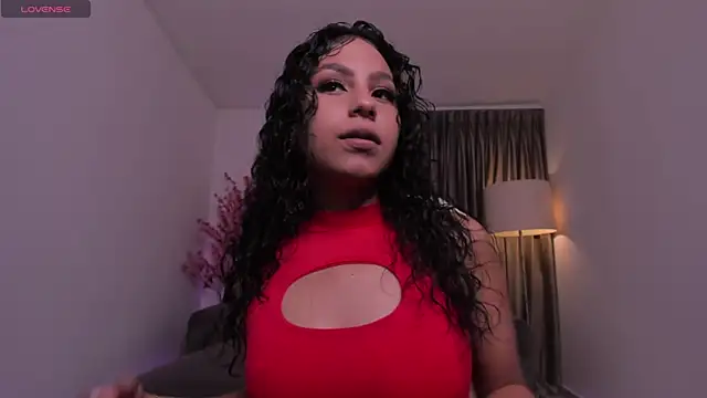 hannah thomson  online show from November 2025 03:07:01 AM