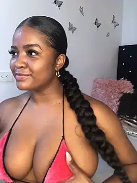 Snapshot of ValerieBlakee chatting on March 2025 11:56:01 PM ValerieBlakee online show from March 2025 11:56:01 PM