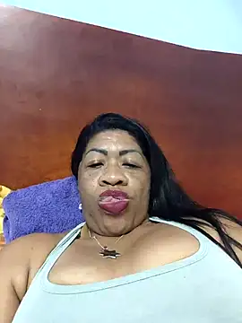 Snapshot of Tocameamor chatting on December 2025 01:02:02 AM Tocameamor online show from December 2025 01:02:02 AM