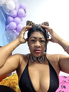 Snapshot of Tocameamor chatting on December 2025 01:07:01 PM Tocameamor online show from December 2025 01:07:01 PM