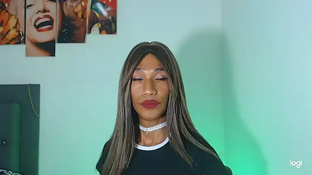 Snapshot of red_veltet chatting on November 2025 09:03:01 PM red veltet online show from November 2025 09:03:01 PM