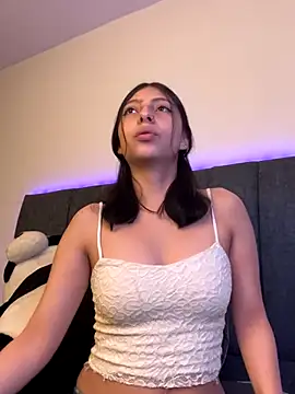 Snapshot of Dirty-Bunnyyy chatting on September 2025 06:24:01 AM Dirty-Bunnyyy online show from September 2025 06:24:01 AM