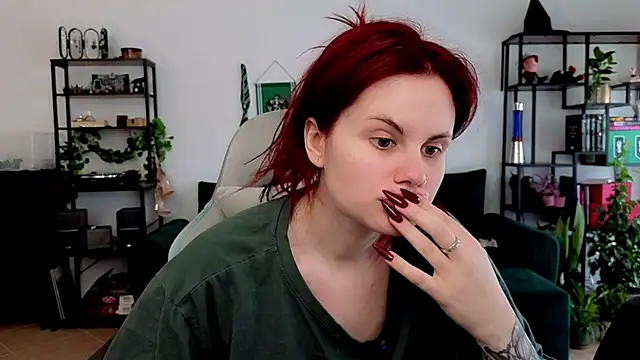 Snapshot of Della_Ideal chatting on June 2026 11:57:01 AM Della Ideal online show from June 2026 11:57:01 AM