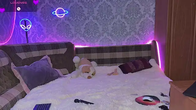 Snapshot of Velvettouch_ chatting on March 2025 03:04:01 AM Velvettouch online show from March 2025 03:04:01 AM