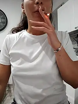 Snapshot of Loladanger20 chatting on November 2025 07:36:02 PM Loladanger20 online show from November 2025 07:36:02 PM