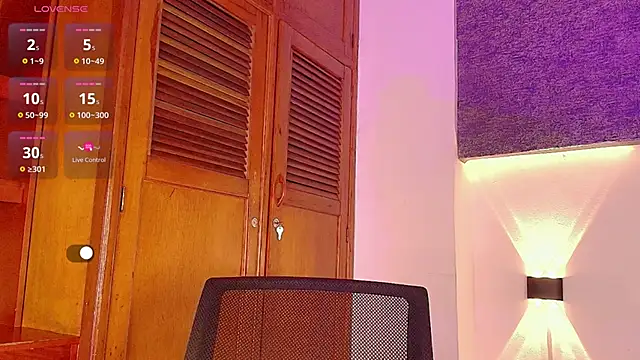 Snapshot of Dante_bre chatting on October 2025 12:02:01 PM Dante bre online show from October 2025 12:02:01 PM