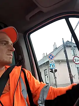 Snapshot of great_feeling chatting on October 2025 01:01:01 PM great feeling online show from October 2025 01:01:01 PM