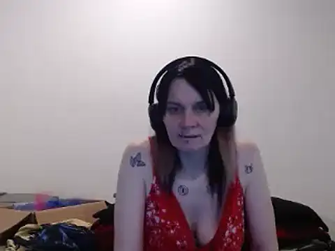 Hotmodel1984 online show from May 2026 06:26:01 PM