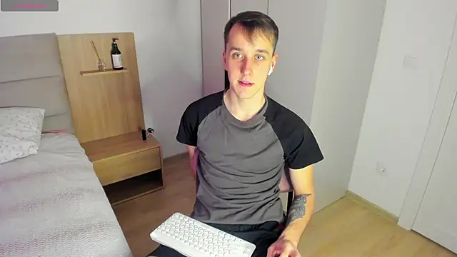 your super hero online show from February 2025 08:28:02 AM