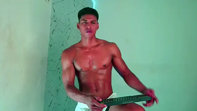 Snapshot of ken__owens chatting on October 2025 05:13:01 AM ken owens online show from October 2025 05:13:01 AM