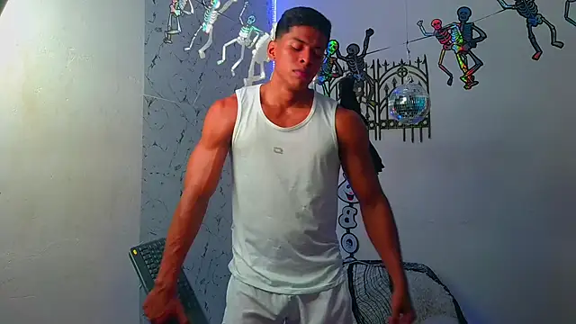 Snapshot of ken__owens chatting on October 2025 04:44:01 AM ken owens online show from October 2025 04:44:01 AM