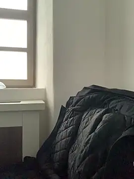 Mike8523 online show from December 2025 07:04:02 AM