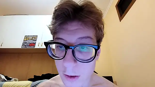 Snapshot of FruitedHymnal chatting on February 2026 02:05:01 PM FruitedHymnal online show from February 2026 02:05:01 PM