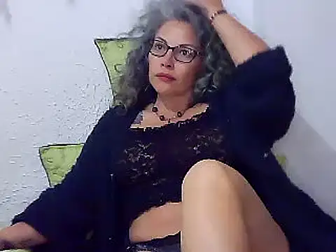 Snapshot of Victoria_Lover chatting on March 2025 02:17:02 AM Victoria Lover online show from March 2025 02:17:02 AM