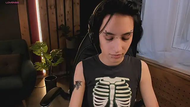 Snapshot of lisbatsyy chatting on March 2025 01:59:02 PM lisbatsyy online show from March 2025 01:59:02 PM